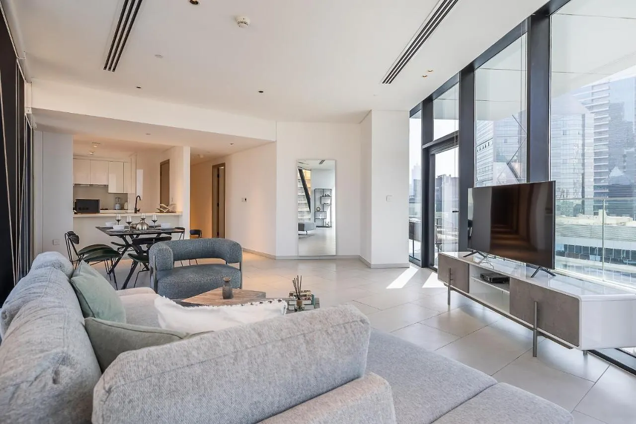 3Bdr Apartment With Maid Room And Burj Khalifa View Dubai