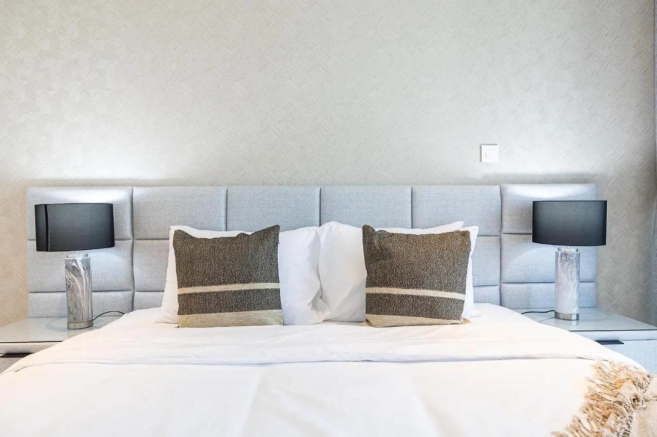 3Bdr Apartment With Maid Room And Burj Khalifa View Dubai United Arab Emirates